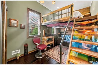 204 39th Street, Union City, NJ 07087 - Photo 17