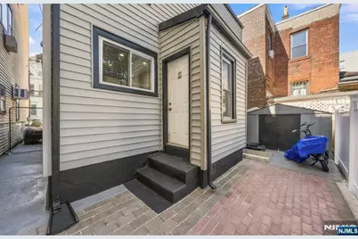204 39th Street, Union City, NJ 07087 - Photo 29