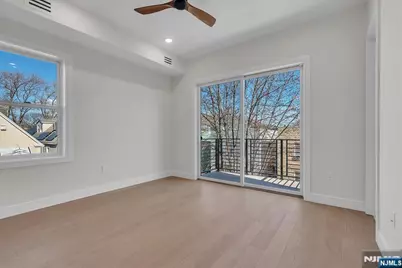 206 Clendenny Avenue 2 #2, Jersey City, NJ 07304 - Photo 13