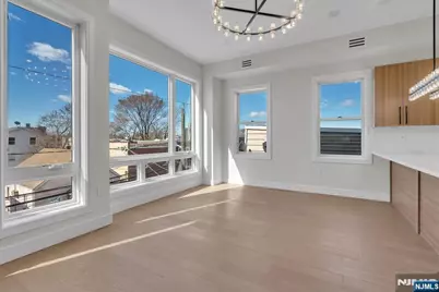 206 Clendenny Avenue 2 #2, Jersey City, NJ 07304 - Photo 11