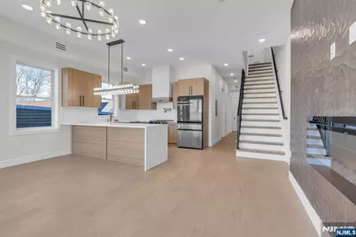 206 Clendenny Avenue 2 #2, Jersey City, NJ 07304 - Photo 7