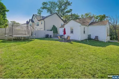 274 E Passaic Avenue, Nutley, NJ 07110 - Photo 13