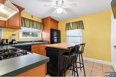 274 E Passaic Avenue, Nutley, NJ 07110 - Photo 5