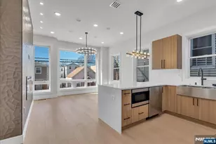 206 Clendenny Ave, Jersey City, NJ 07304 - Photo 3