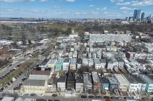 206 Clendenny Ave, Jersey City, NJ 07304 - Photo 45