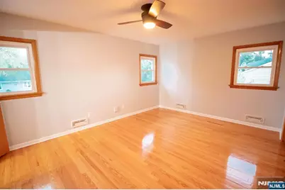 0-09 28th Street, Fair Lawn, NJ 07410 - Photo 7