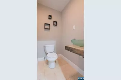 58 Henderson, Paterson, NJ 07501 - Photo 11