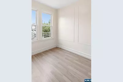 362 Myrtle Avenue 2nd Floor #2nd Floor, Irvington, NJ 07111 - Photo 9