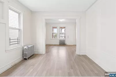 362 Myrtle Avenue 2nd Floor #2nd Floor, Irvington, NJ 07111 - Photo 5