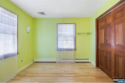 384 Main Avenue, Wallington, NJ 07057 - Photo 15