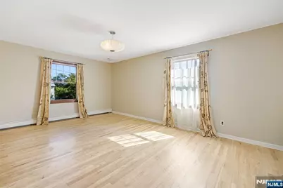 384 Main Avenue, Wallington, NJ 07057 - Photo 17