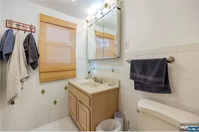 384 Main Avenue, Wallington, NJ 07057 - Photo 11