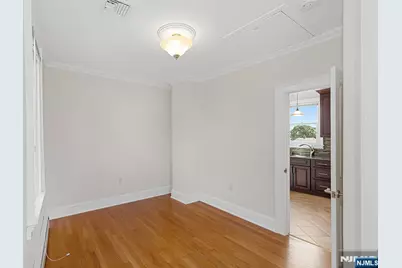 327 Lilac Lane 2 #2, Carlstadt, NJ 07072 - Photo 11