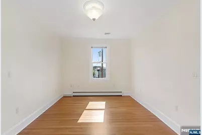 327 Lilac Lane 2 #2, Carlstadt, NJ 07072 - Photo 19