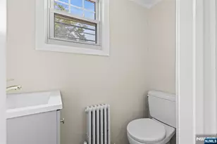 158 Elberon Ave, Hawthorne, NJ 07506 - Photo 23