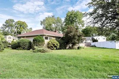 27 Briarcliff Road, Hillsdale, NJ 07642 - Photo 37
