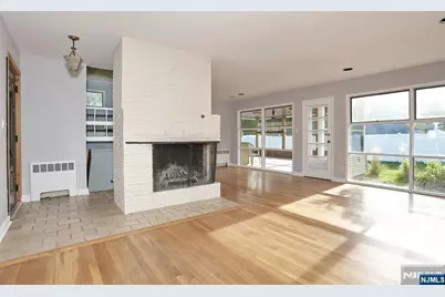 27 Briarcliff Road, Hillsdale, NJ 07642 - Photo 5