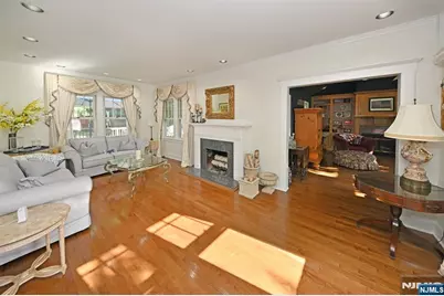 195 Hamilton Avenue, Glen Rock, NJ 07452 - Photo 13