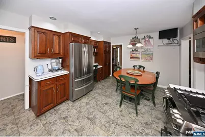 195 Hamilton Avenue, Glen Rock, NJ 07452 - Photo 11