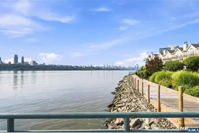 100 Grand Cove Way 5H #5H, Edgewater, NJ 07020 - Photo 19