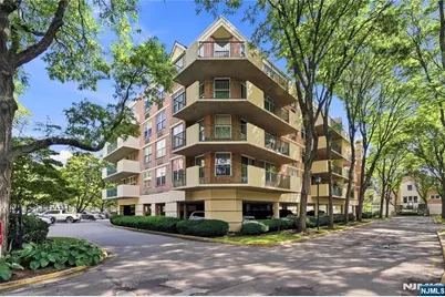 100 Grand Cove Way 5H #5H, Edgewater, NJ 07020 - Photo 23