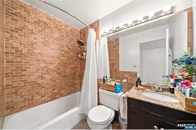 100 Grand Cove Way 5H #5H, Edgewater, NJ 07020 - Photo 11
