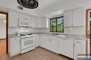 60 Gordon Ave B, Tenafly, NJ 07670 - Photo 7