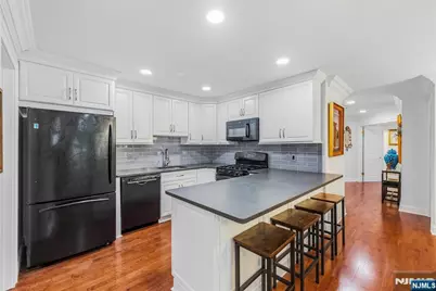 179 Redwood Court 11 #11, Ramsey, NJ 07446 - Photo 7