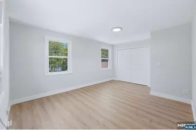 72-74 Fournier Crescent, Elmwood Park, NJ 07407 - Photo 17