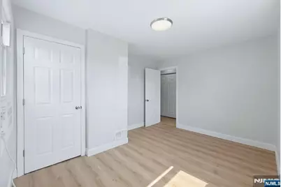 72-74 Fournier Crescent, Elmwood Park, NJ 07407 - Photo 19