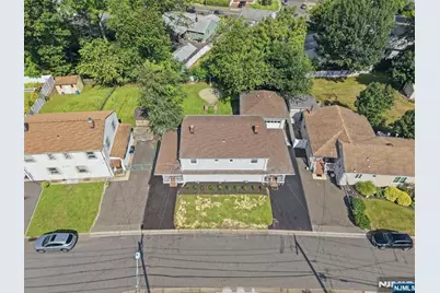 72-74 Fournier Crescent, Elmwood Park, NJ 07407 - Photo 45