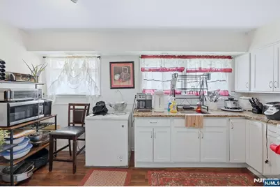 72-74 Fournier Crescent, Elmwood Park, NJ 07407 - Photo 23