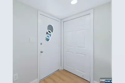 72-74 Fournier Crescent, Elmwood Park, NJ 07407 - Photo 13