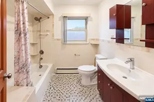 1530 8th St, Fort Lee, NJ 07024 - Photo 13