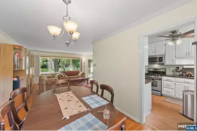 299 Charnwood Road, New Providence, NJ 07974 - Photo 9
