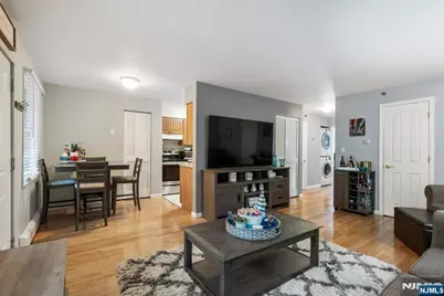 164 Clinton Place 2B #2B, Hackensack, NJ 07601 - Photo 3