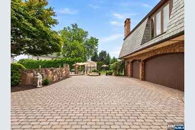 11 Grant Street, Little Ferry, NJ 07643 - Photo 3