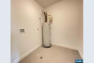 116 Essex Street 306 #306, Hackensack, NJ 07601 - Photo 19
