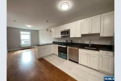 116 Essex Street 306 #306, Hackensack, NJ 07601 - Photo 5