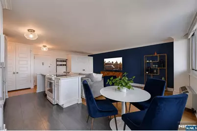 100 Manhattan Avenue 708 #708, Jersey City, NJ 07087 - Photo 3
