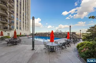 100 Manhattan Ave 708, Jersey City, NJ 07087 - Photo 19
