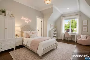 124 Essex Dr, Tenafly, NJ 07670 - Photo 29
