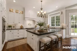 124 Essex Dr, Tenafly, NJ 07670 - Photo 9