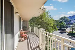 1077 River Road 205, Edgewater, NJ 07020 - Photo 21