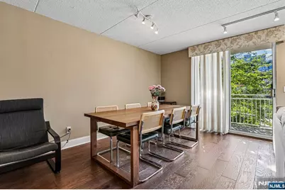 1077 River Road 205 #205, Edgewater, NJ 07020 - Photo 9