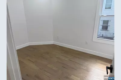 57 Montgomery Avenue 1 #1, Newark, NJ 07108 - Photo 9