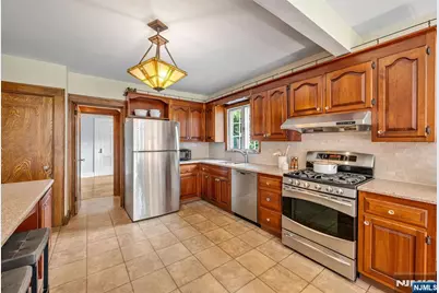 140 Unadilla Road, Ridgewood, NJ 07450 - Photo 11