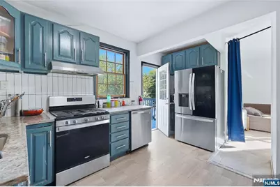 66 Washington Place, East Rutherford, NJ 07073 - Photo 23