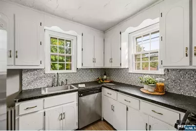 468 N Central Avenue, Ramsey, NJ 07446 - Photo 11