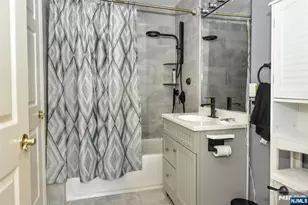 45 Royal Ave 17, Hawthorne, NJ 07506 - Photo 17